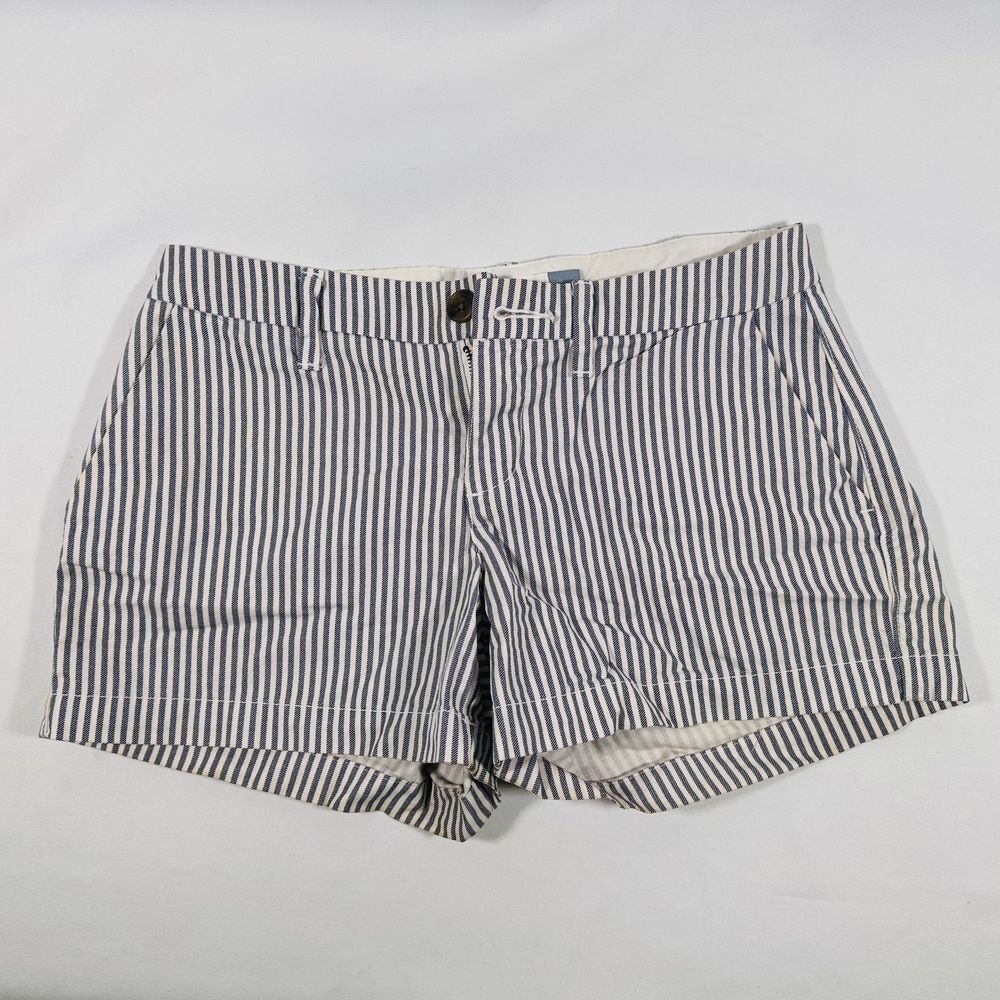 Old Navy Womens size 0 Shorts Blue and White Striped 100% Cotton Flat Front
